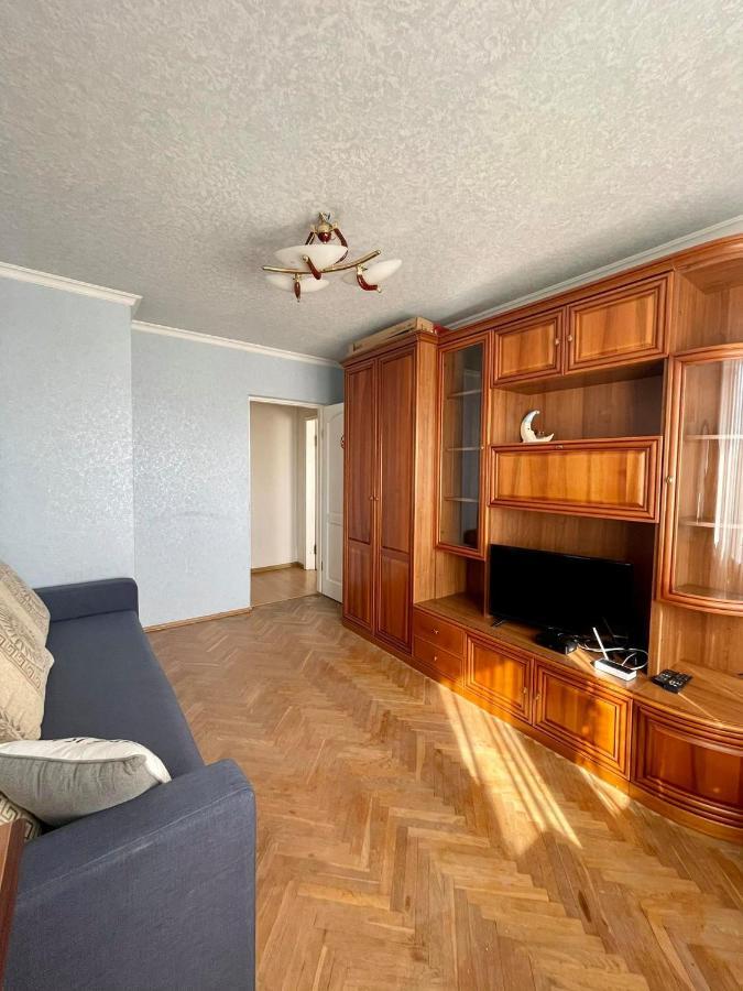קייב Comfortable One Beds With Nice View For Independent Sqr מראה חיצוני תמונה