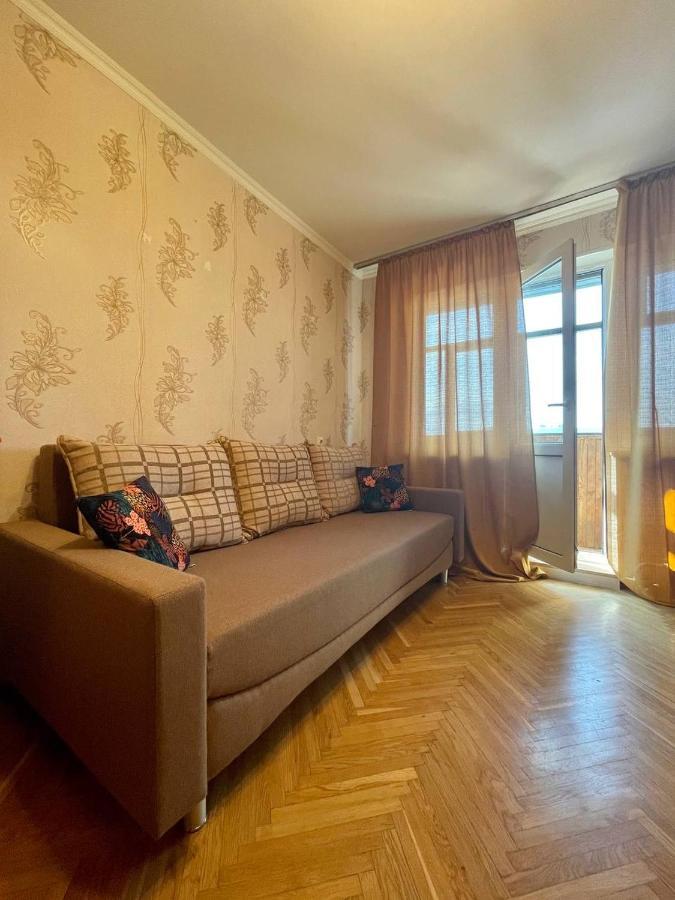 קייב Comfortable One Beds With Nice View For Independent Sqr מראה חיצוני תמונה