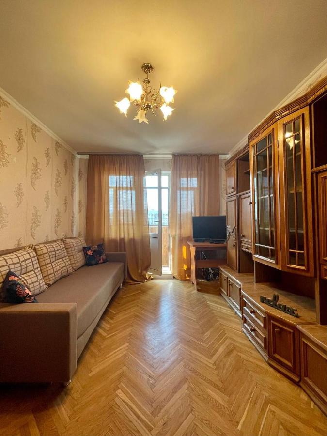 קייב Comfortable One Beds With Nice View For Independent Sqr מראה חיצוני תמונה