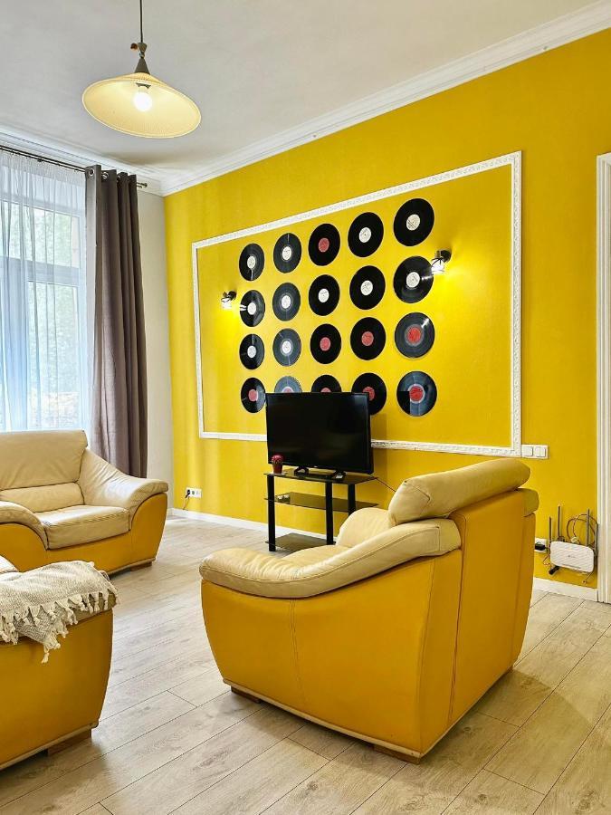 קייב Comfortable One Beds With Nice View For Independent Sqr מראה חיצוני תמונה