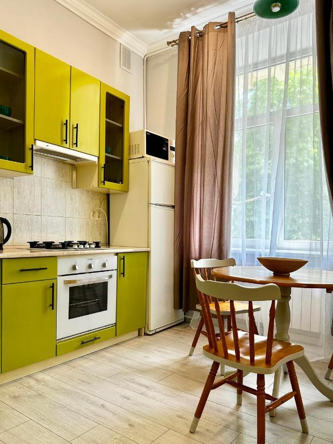 קייב Comfortable One Beds With Nice View For Independent Sqr מראה חיצוני תמונה